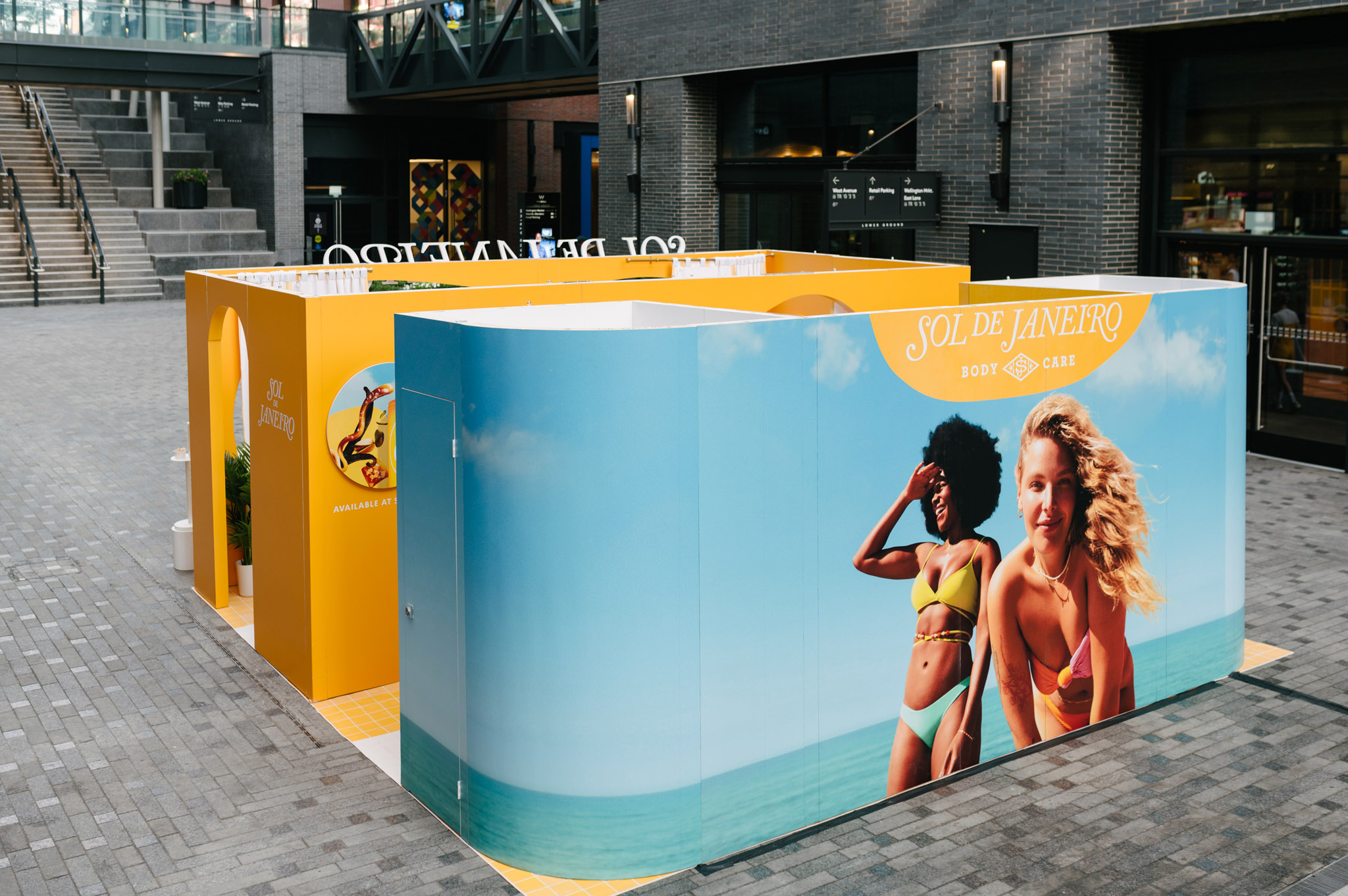 Sol de Janeiro outdoor pop-up at The Well
